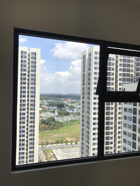 Cần tiền bán lỗ căn hộ 2PN tại Vinhomes Grand Park Quận 9 tiện ích nội khu đầy đủ