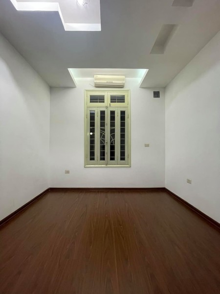 10m ra đường Hồ Tùng Mậu lô góc 3 mặt thoáng, dtsd 43m2, 4 tầng giá bán 4.98 tỷ sổ chính chủ
