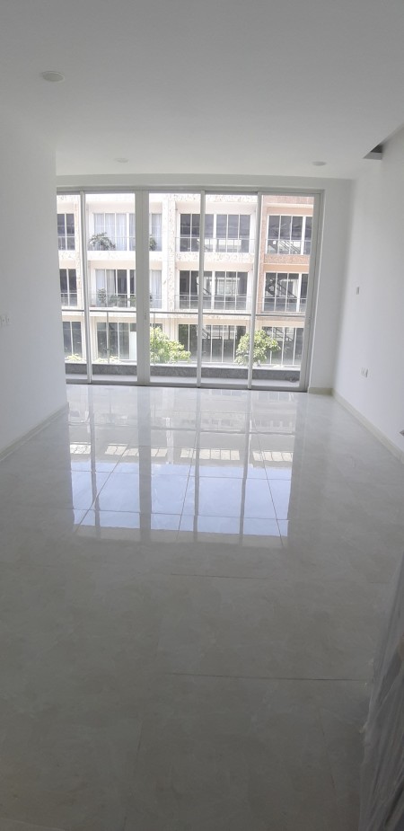 Bán gấp Saritown thuộc dự án Sala, đã hoàn thiện và đang có hợp đồng cho thuê.