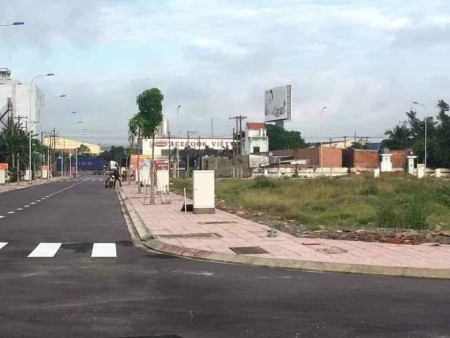 siêu phẩm đầu tư kinh doanh.mua ở.làm nhà trọ.giá rẽ mặt tiền đường 32m