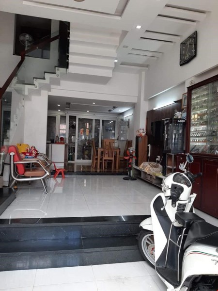 Bán nhà Ngô Gia tự, nhà đẹp hẻm an ninh thoáng mát, diện tích sử dụng 32m2, giá 5.3 tỷ