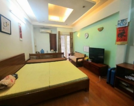 Cần bán nhà đẹp ngõ 351 Âu Cơ đầy đủ tiện nghi sẵn sàng ở luôn diện tích đẹp giá yêu thương