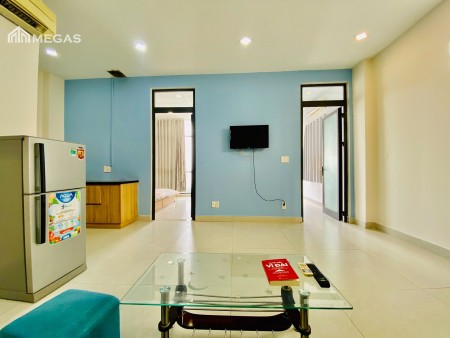 Căn hộ 2 phòng ngủ full nội thất Thành Thái giá tốt, đầy đủ tiện nghi, vào ở được ngay