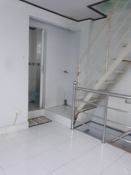Nhà quận 1 đường Trần Quang Khải nhà đẹp, thoáng mát, ngay trung tâm liên hệ 0908018432