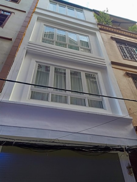 Bán nhà Trung Kính gara ô tô kinh doanh đỉnh, diện tích 55m2, giá bán nhỉnh 8 tỷ, sổ sẵn