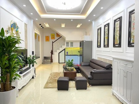 Bán siêu phẩm nhà phố Hai Bà Trung, trước nhà thoáng vĩnh viễn, giá bán chỉ 5 tỷ, lhcc