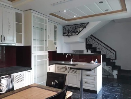 Biệt thự phố phong cách Châu Âu, mặt tiền 9m, nhỉnh 9 tỷ. LH 037.6966.383