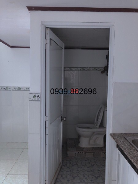 Cho thuê phòng trọ mặt tiền đường TCH34, P.TCH, Quận 12 diên tích 30m2 giá 2,5 triệu/tháng