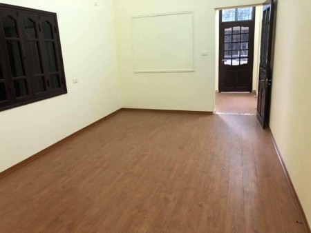 Bán Gấp Nhà Lô Góc 3Tầng 45m2 Phố Lê Trọng Tấn Giá 4tỷ650 (có thương lượng )