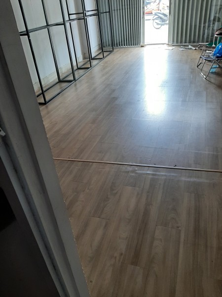 Cho thuê nhà kho giá rẽ hoặc kinh doanh mặt hàng khô ráo đường lớn, xe ra vào thoải mái
