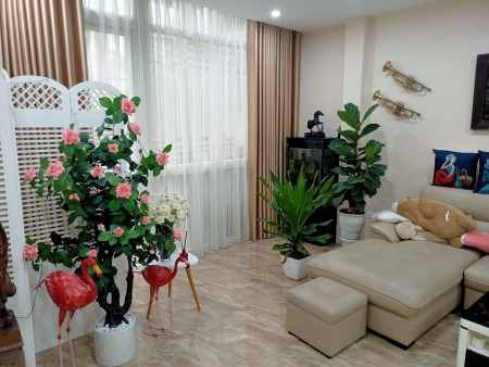 Bán nhà 4 tầng diện tích sử dụng 50m2 trong ngõ phố Kim Ngưu giá bán 5,5 tỷ sổ sẵn