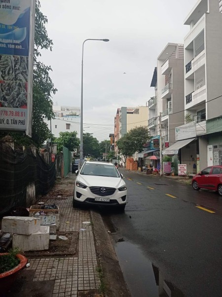 Cho thuê mặt bằng đường Tân Hương diện tích 104m2 liên hệ 0909685925 giá 12 triệu/tháng