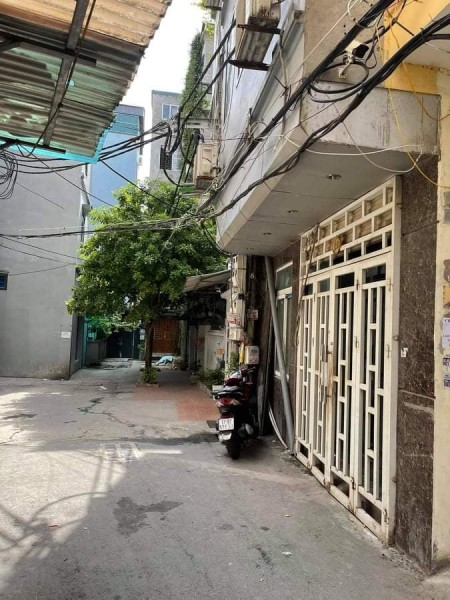 Cho thuê nhà nguyên căn Đình Thôn, Mỹ Đình khu dân cư đông đúc, tiện ích đầy đủ, tiện kinh doanh