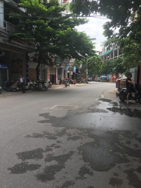 Bán nhà cực gấp, lấy tiền đổi mạng, diện tích sử dụng 49m2, giá bán chỉ nhỉnh 2 tỷ sổ chính chủ