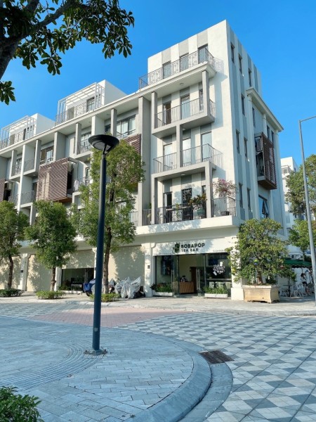 Đi đến slide 2
