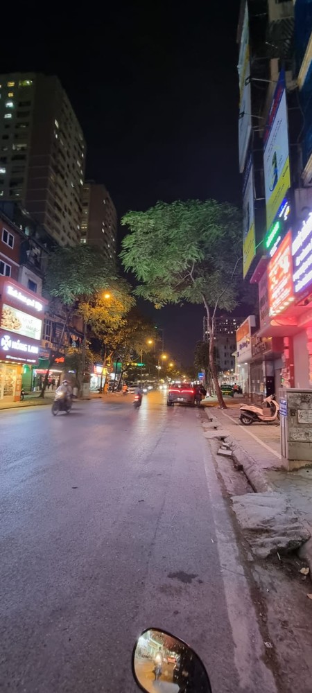 Mặt phố Thái Thịnh, diện tích 55m2, 6 tầng mặt tiền 4m, vỉa hè, kinh doanh sầm uất, 18 tỷ