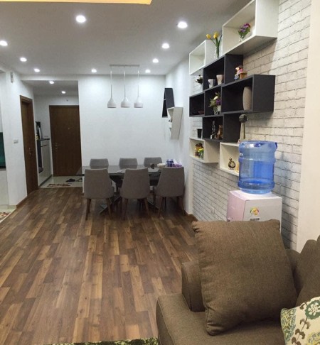 Chính chủ bán nhanh căn 2PN 78m2, BC Đông Nam full đồ ở Goldmark City, giá 2.3 tỷ