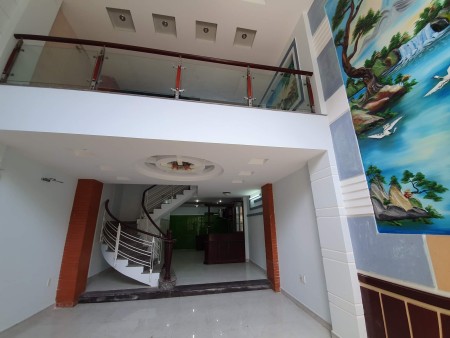 Bán nhà đất chính chủ diện tích sư dụng 5.2mx16m giá bán 7 tỷ, thương lượng, lhcc