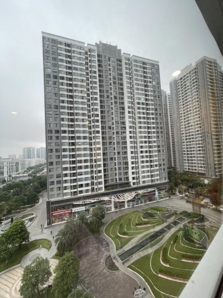 Bán căn 3Pn Park 08, với 117m2 tầng trung view thoángLh: 0967.115.495