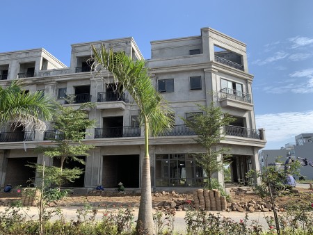 Đi đến slide 2