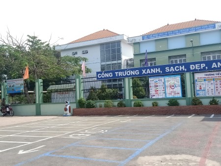 Chính chủ cần bán 2 dãy trọ giá rẻ, gần trường, gần chợ, dân đông, kề KCN, có hỗ trợ vay ngân hàng.
