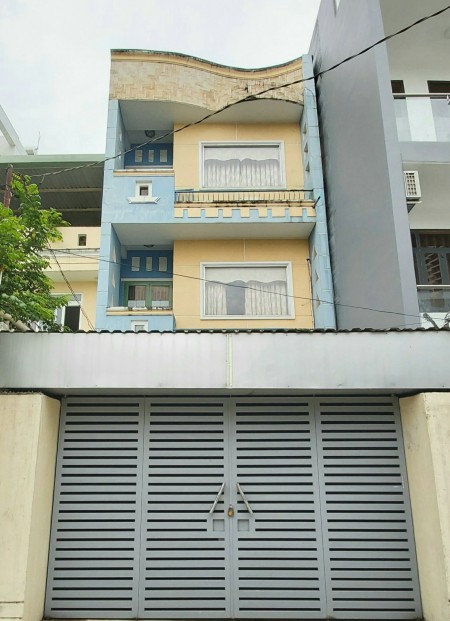 Nhà phố 3 lầu hẻm 6M DT 300m2 Đường Huỳnh Tấn Phát, P. Tân Phú, Quận 7