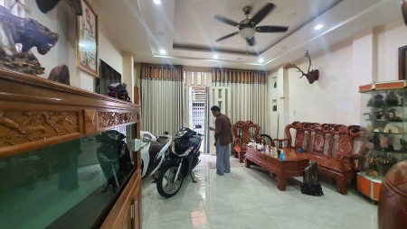 Cần tiền làm Tết, bán gấp nhà to, hẻm rộng Gò Dầu Tân Phú chỉ 5 tỷ 650 triệu , TL