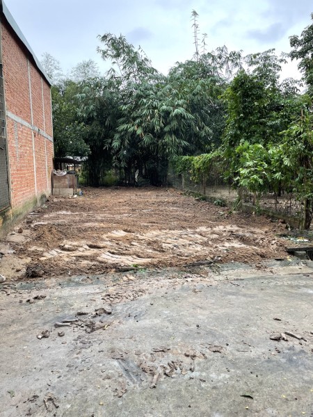 Kẹt tiền nên chủ cần bán gấp lô đất diện tích 100m2 (5X20m) giá rẻ, chính chủ, an toàn pháp lý