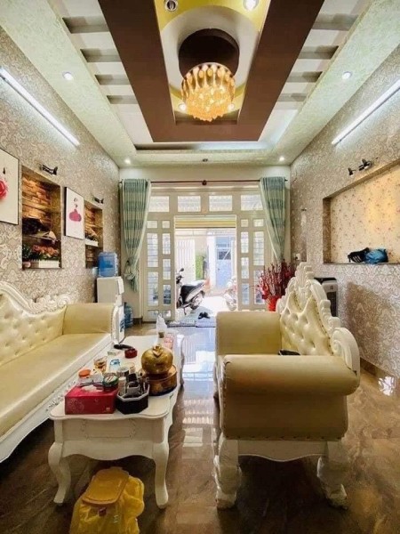 Bán nhà nguyên căn khu vực ngã tư Hàng Xanh Điện Biên Phủ, giá bán 5.26 tỷ sổ sẵn