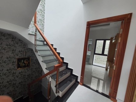 Nhà mới Bình Thạnh 5 tầng hẻm 6m full thổ cư diện tích sử dụng 50m2 giá 7 tỷ 500 triệu
