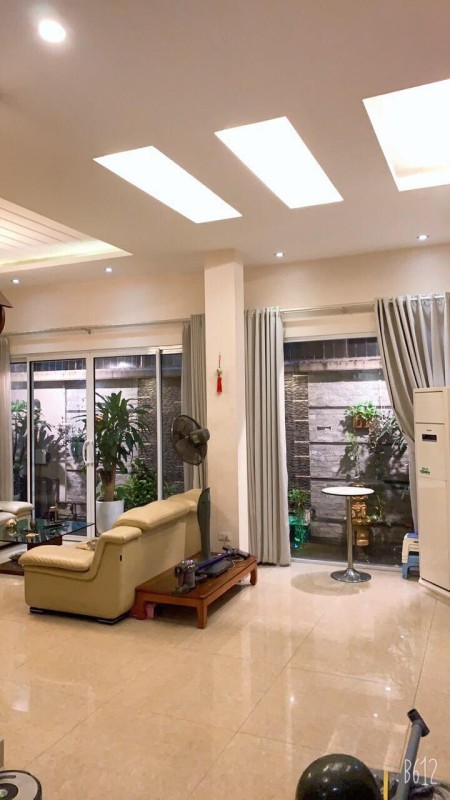 Chính chủ bán nhà ở phố Hàm Nghi Quận Nam Từ Liêm để ở siêu tiện nghi, giá 7.6 tỷ
