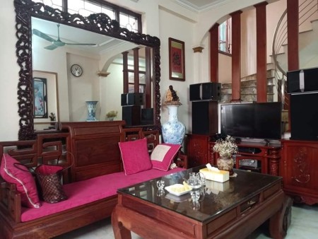 Bán nhà nguyên căn Định Công Hạ Quận Hoàng Mai, rộng thoáng, bao đẹp, giá bán 2 tỷ