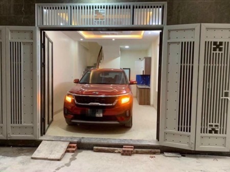 CHính chủ bán nhà Lê Lai Hà Đông gara ô tô kinh doanh sổ đỏ chính chủ giá chỉ 4.1 tỷ