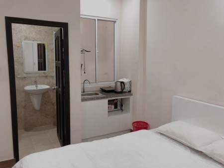 Cho thuê Phòng trọ, full nội thất, thang máy, giảm giá nửa năm