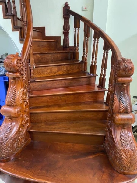 Bán nhà mặt phố Nam Đồng, diện tích sử dụng 48m2, 5 tầng, mt 4m, sát Xã Đàn, giá 15 tỷ
