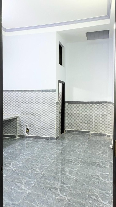 Bán nhà quận 12 giá rẻ, Nguyễn Ảnh Thủ, Trung Mỹ Tây, 68m2, HXH, 2 Tầng, 3 phòng ngủ, giá chỉ 4 tỷ.