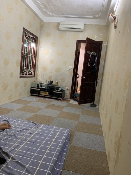 Có nhà cho sv, gia đình thuê, nội thất đầy đủ, giao thông thuận lợi, gần DHBK, DHXD, DHKT …
