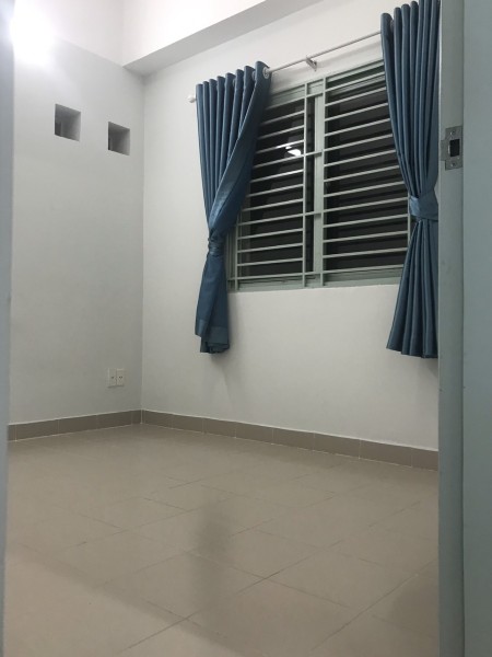 Cần tìm nữ share phòng chung cư Phú Thọ, giá 1.3 triệu/tháng, tiện ích đầy đủ vào ở được ngay