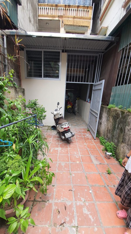 Bán nhà phố Bạch Đằng diện tích 110m2, 3 tầng mt 4m, kinh doanh, ô tô vào nhà, giá 7,8 tỷ