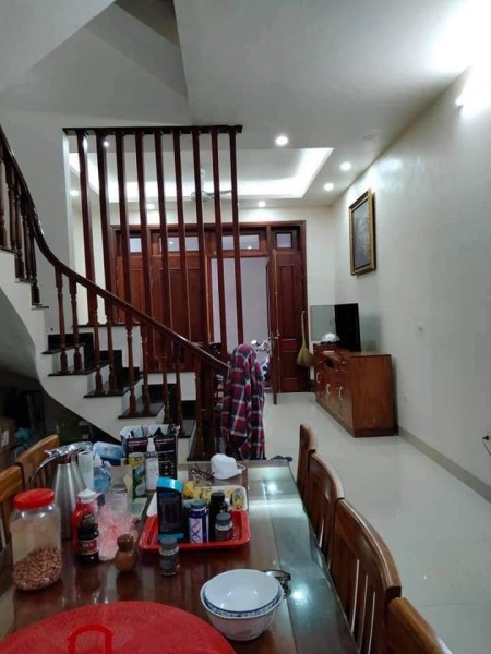 Giá rẻ bất ngờ nhỉnh 5tỷ sở hữu nhà diện tích sử dụng 66m2 xây 5 tầng tại Xuân Đỉnh