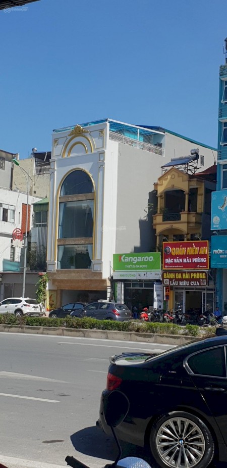 Vị trí vàng Quận Long Biên văn phòng mặt phố 335m2 kinh doanh đa dạng 19 tỷ 5 lh 0924428666