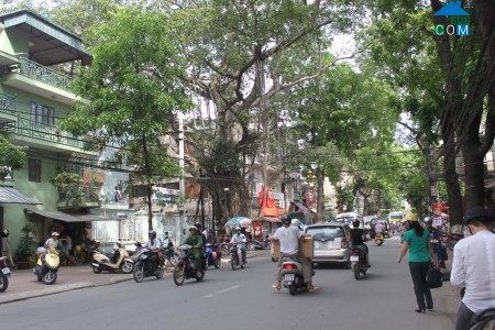 Bán nhà nguyên căn nhỉnh 6 tỷ, diện tích 62m2, nhà phố Lò Đúc, Hà Nội, sổ sẵn sàn giao dịch