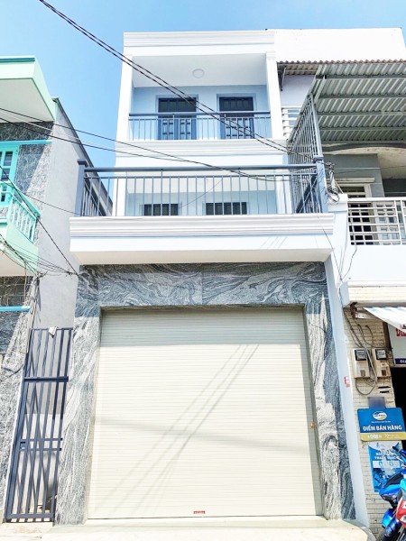 Bán nhà 2 lầu mặt tiền đường Lâm Văn Bền, phường Bình Thuận, Quận 7 giá thương lượng