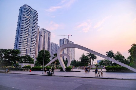 Chủ cần bán 155m2, đất ngõ 535 Lạc Long Quân, giá chỉ hơn 14 tỷ, chỉ 30m ra phố, sổ sẵn