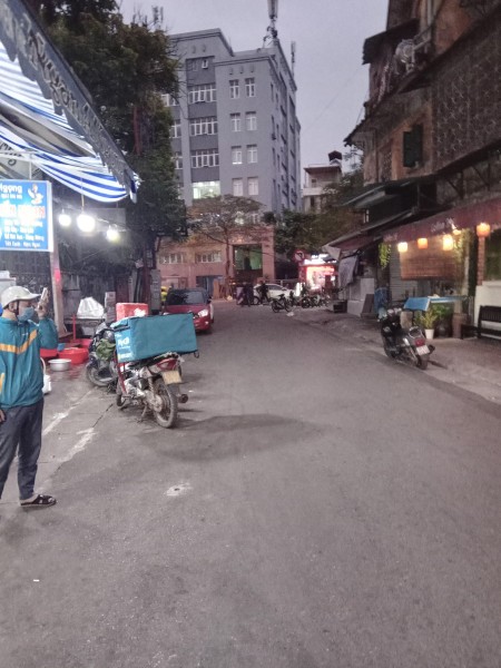 Mặt phố Cầu Giấy diện tích sử dụng 1260m2 4 tầng mặt tiền 25m giá 260 tỷ Cầu Giấy 0914600868