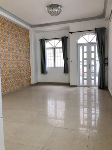 Chính chủ cần tiền bán gấp nhà hẻm Thành Thái Quận 10 giá tốt đầu tư, thương lượng