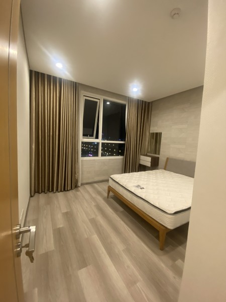 Cho thuê căn hộ 100% giá RẺ NHẤT Sarica T12/2021 giá 39 triệu/tháng, bàn giao vào ở ngay