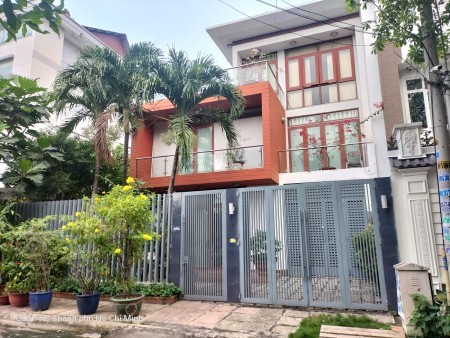 Bán biệt thự Phú Nhuận, Thới An Quận 12, diện tích 12x20m, giá bán chỉ 14 tỷ, sổ sẵn