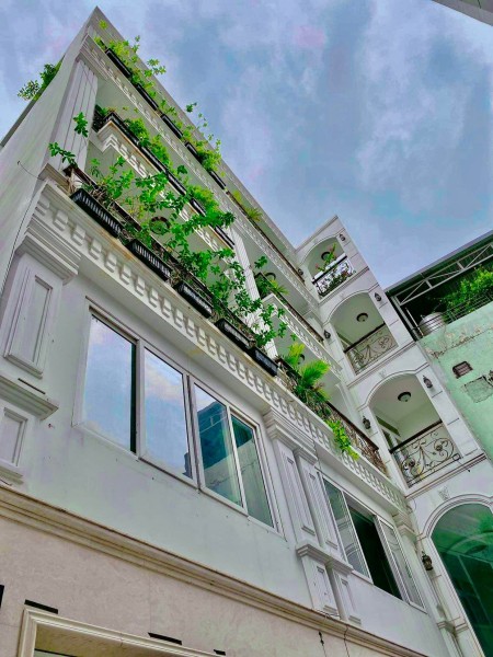 Bán nhà mặt tiền nội bộ VIP Phú Nhuận, Phan Đăng Lưu giá bán chỉ 8.5 tỷ, diện tích 40m2