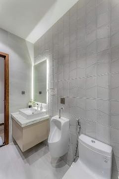 Bán nhà 4 tầng Tân Thụy, Long Biên, ô tô đỗ cửa, tặng nội thất, diện tích 53m nhỉnh 6 tỷ